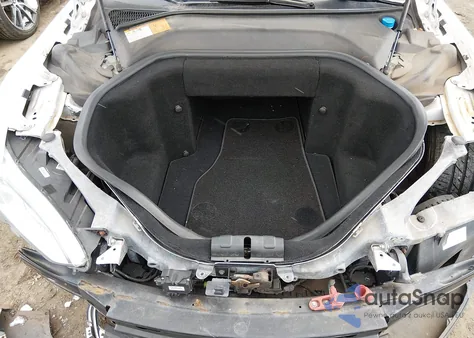 2013 Tesla Model S Performance z USA, uszkodzony, nr VIN 5YJSA1DP5DFP16287